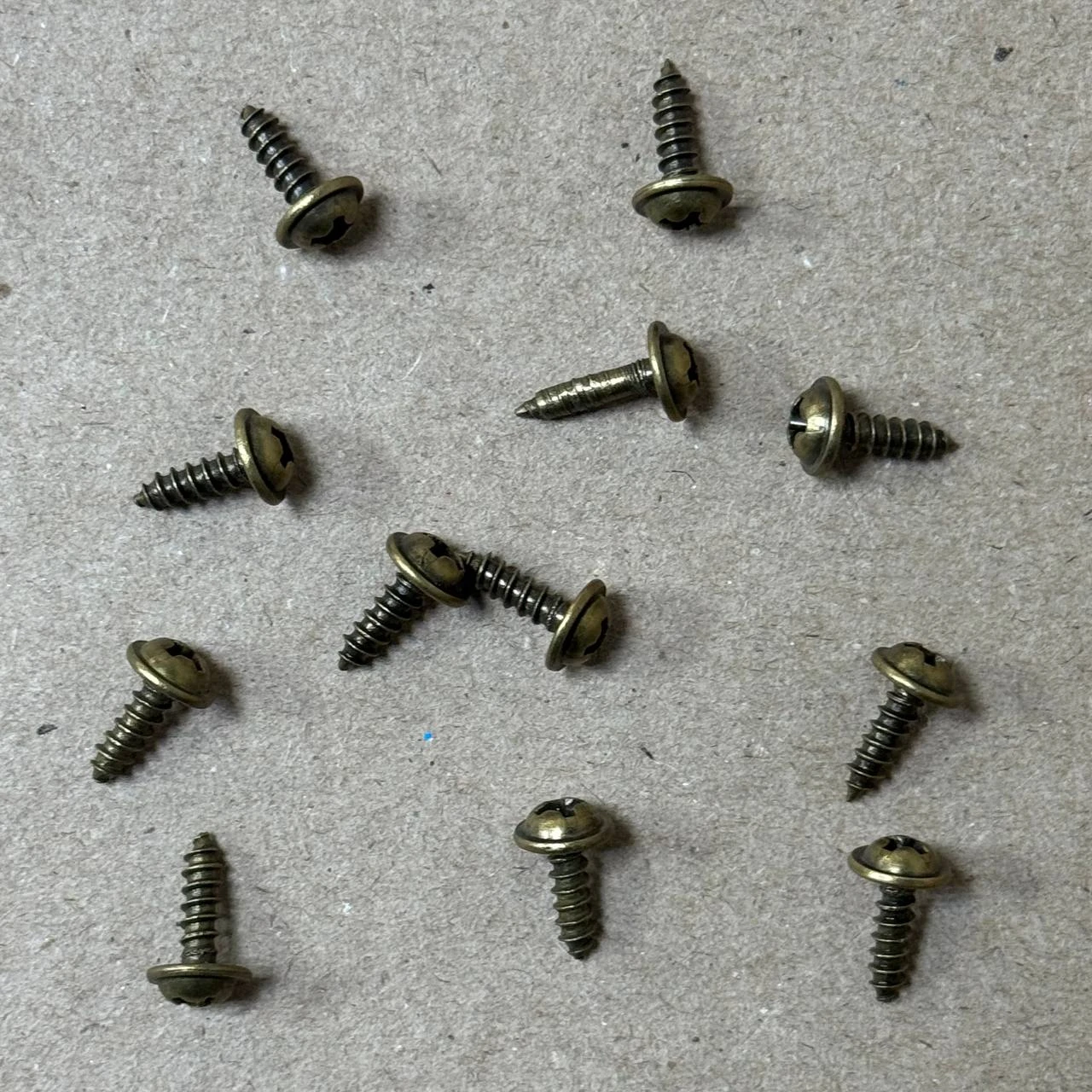 Шуруп №11 металлический 12 х 3 10гр/упак