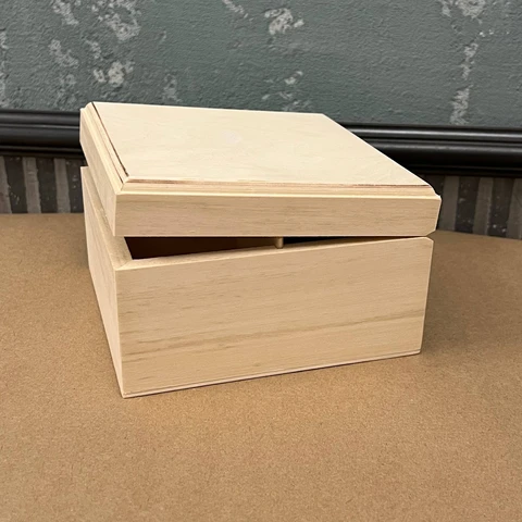 Чайная шкатулка на 4 отделения