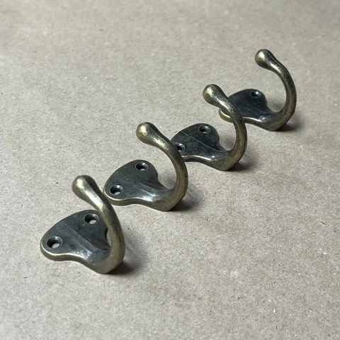 Крючок №12 металлический 3 х 4 см 4шт/упак