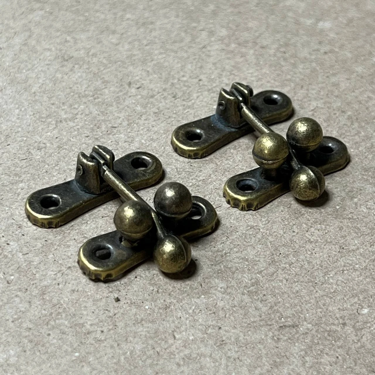 Замок №18 металлический 3 х 2,5 см 2шт/упак