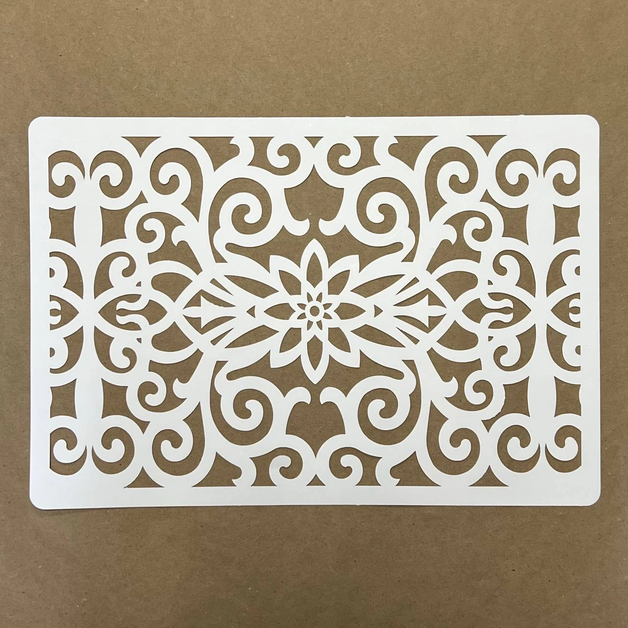 Трафарет ЛБМД58 38,5 х 26,5 см