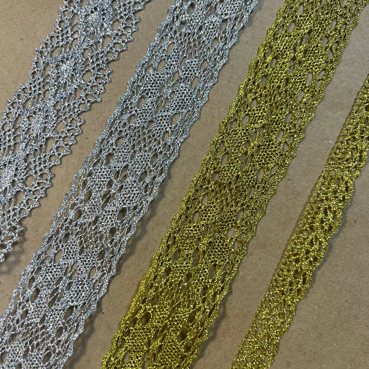 Кружево капроновое с люрексом