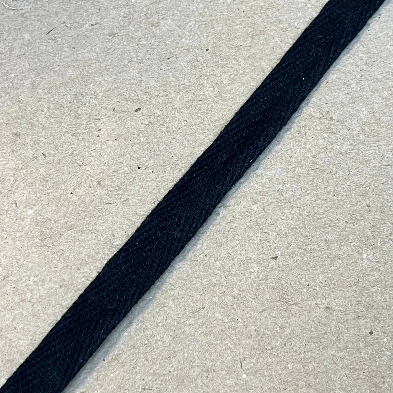 Шнур хлопковый плоский 1 см черный