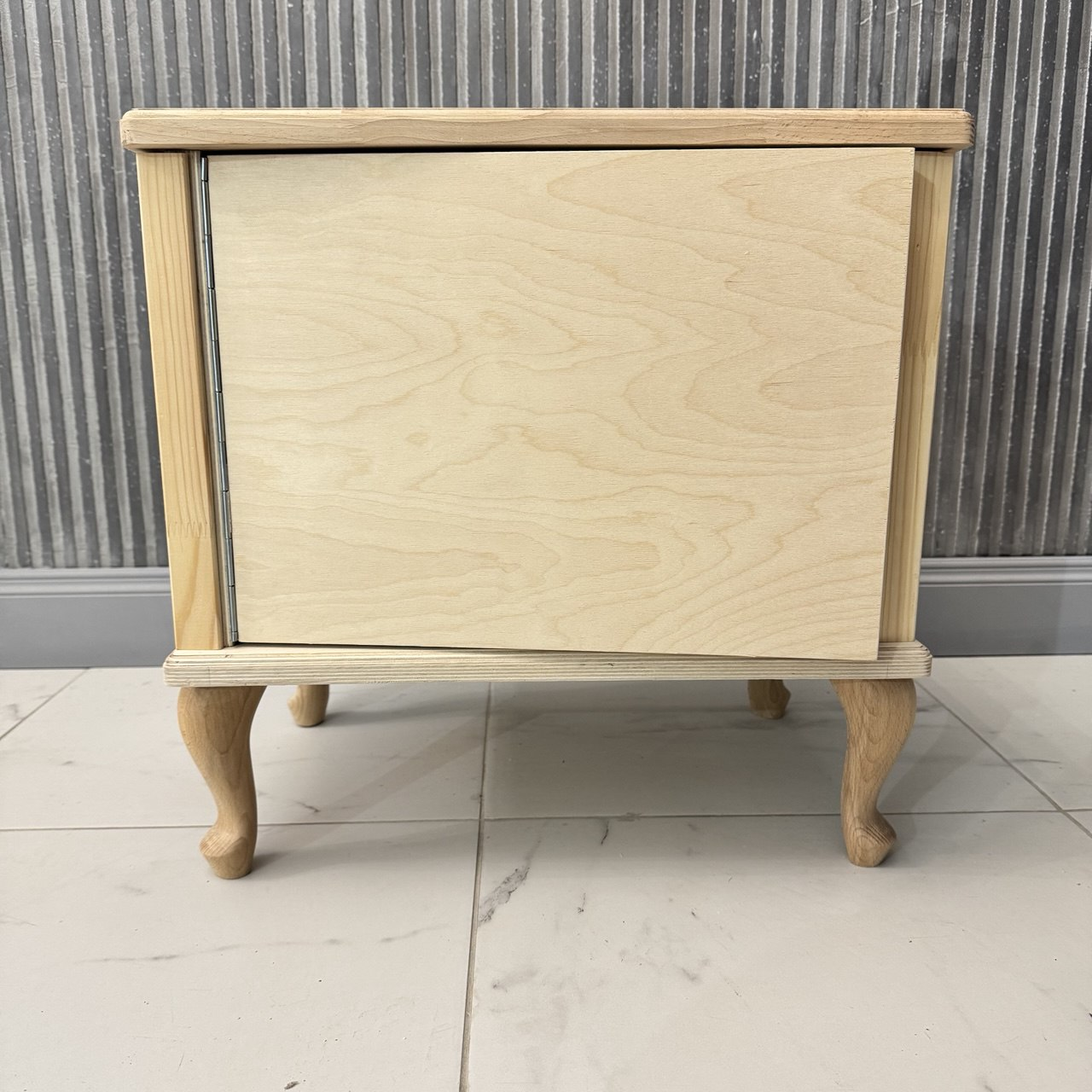 Заготовка Универсальная Тумба с ногами модель 2