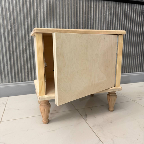 Заготовка Универсальная Тумба с ногами модель 4