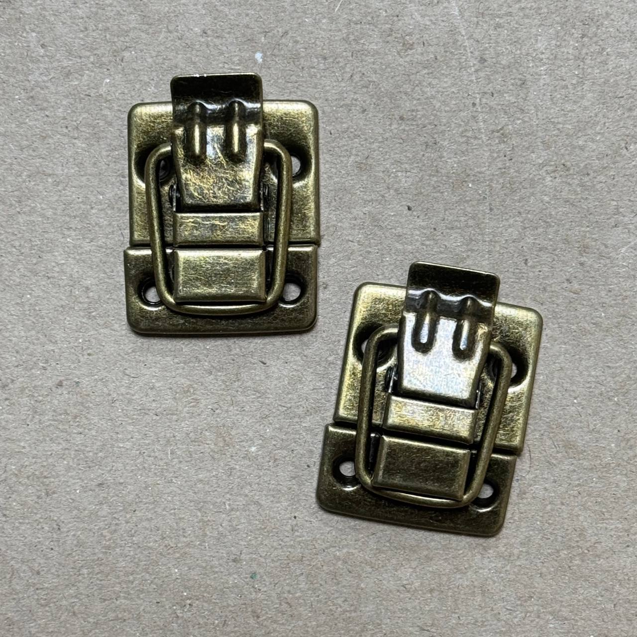 Замок №3 металлический 3,5 х 3 см 2шт/упак