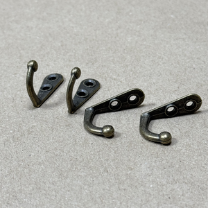 Крючок №2 металлический 3 х 2,5 см 4шт/упак