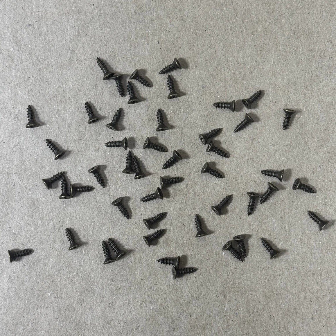 Шуруп №3 металлический 10 x 2,5 мм 10гр/упак