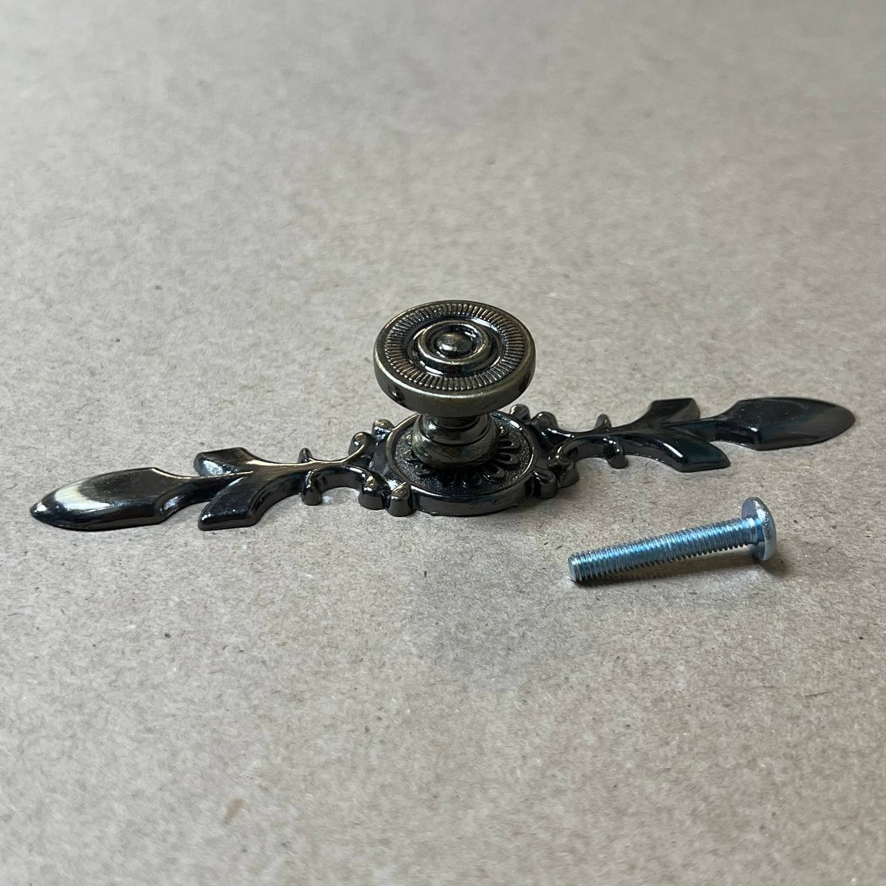 Ручка №24 металлическая 12 х 2,3 см