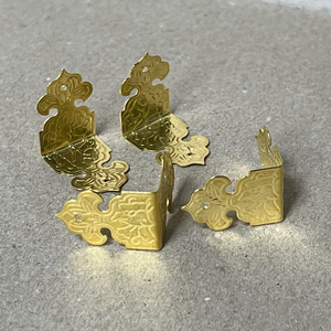 Уголок №4/1 металлический 4шт/упак