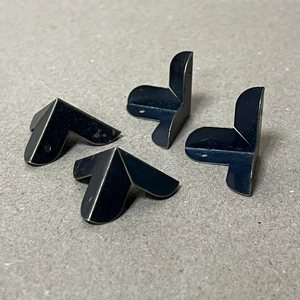 Уголок №5 металлический 2 х 2 см 4шт/упак