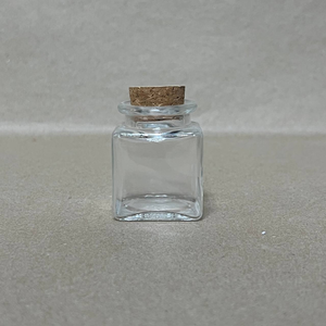 Банка BS11 стеклянная 4 х 5,5 см