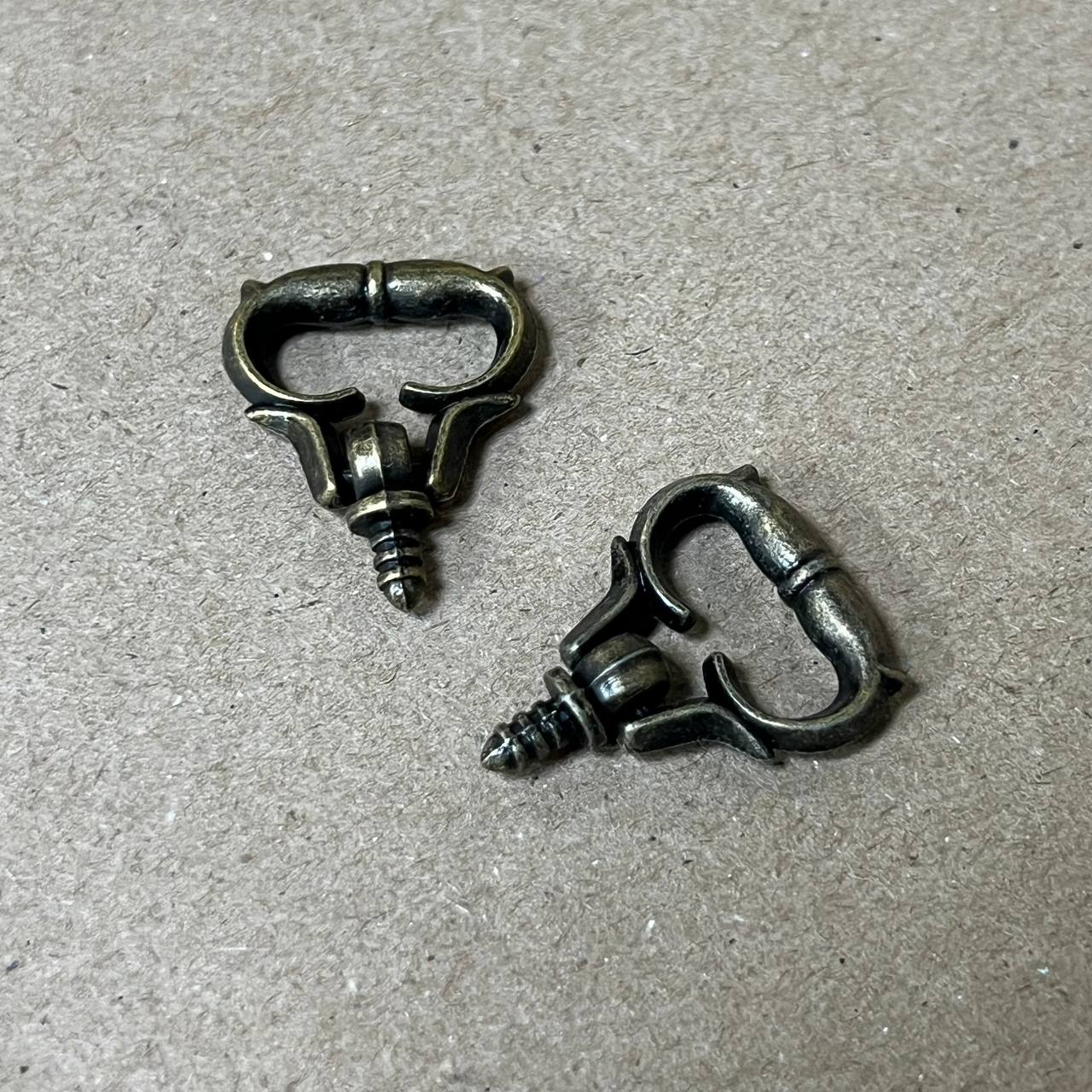 Подвес №4 металлический 2,5 х 2,5 см 2шт/упак