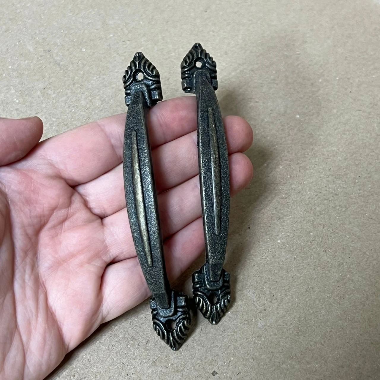 Ручка №27 металлическая 11,5 х 1,5 см 2шт/упак